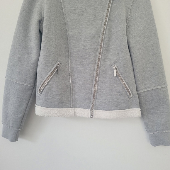 Michael Kors Faux Shearling Moto Inspired Asymmetrical Zipper Jacket Siz… - Picture 11 of 13